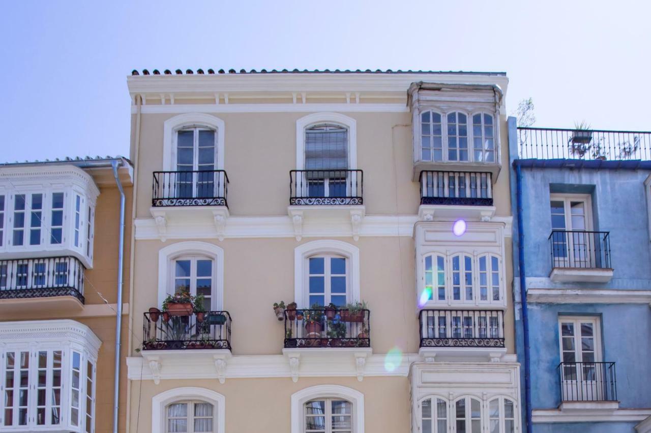 -Malagasunapts- Vibrant Historic City Centre Exterior photo